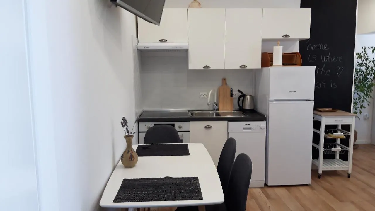 Lili Apartment In Zadar Pet Friendly, Free Parking